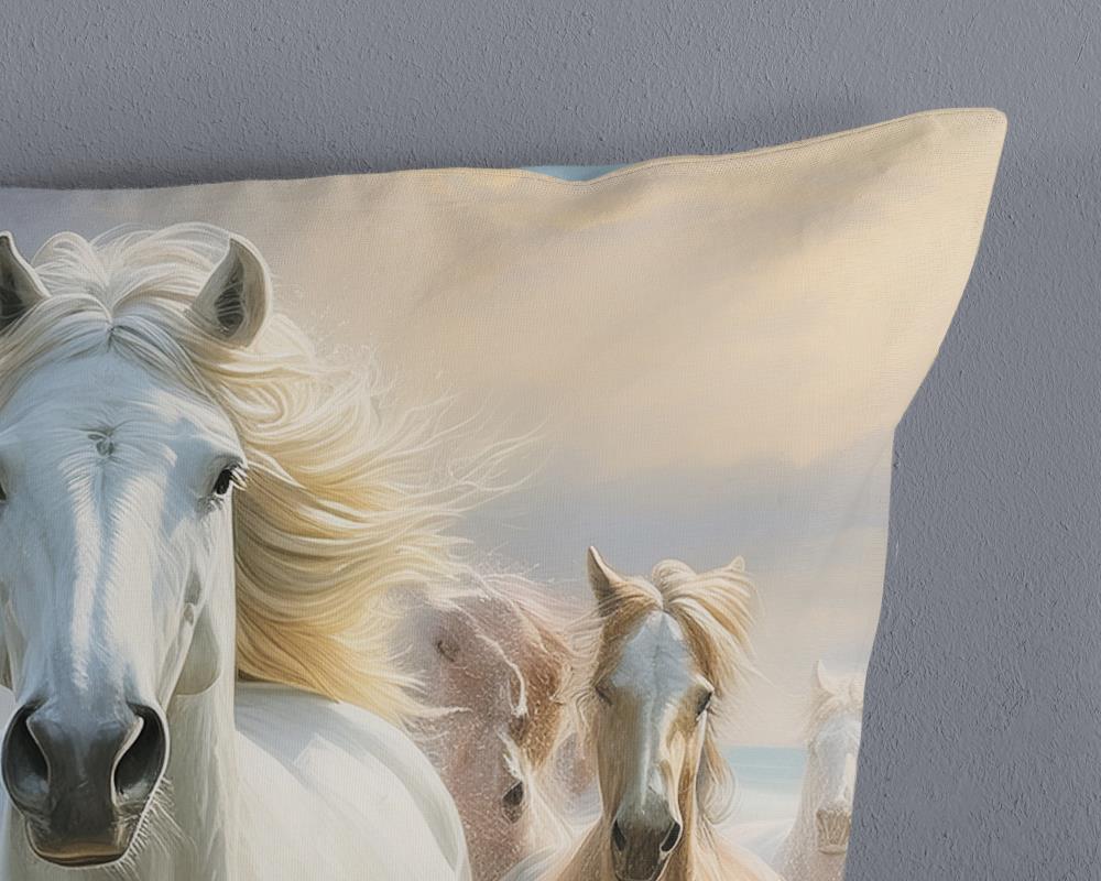 Dekbedovertrek ZouZou 140x220 + 1* 60x70 cm - 10159.14.01 ZouZou Wild and Free kinderdekbedovertrek met rennende witte paarden in zee blauw detailfoto kwaliteit 10159