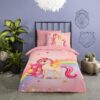 Dekbedovertrek Good Morning 140x220 + 1* 60x70 cm - 6925.99.01 Kinder dekbed overtrek roze met regenboog en unicorn 6925 little sfeerfoto