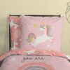 Dekbedovertrek ZouZou 140x220 + 1* 60x70 cm - 33396.70.01 ZouZou Susann kinderdekbedovertrek unicorn roze met regenboog en eenhoorns 33396 sfeerfoto detail